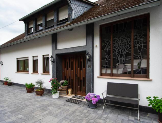 Kinheim Wein Und Gastehaus Marlene Pohl酒店 外观 照片